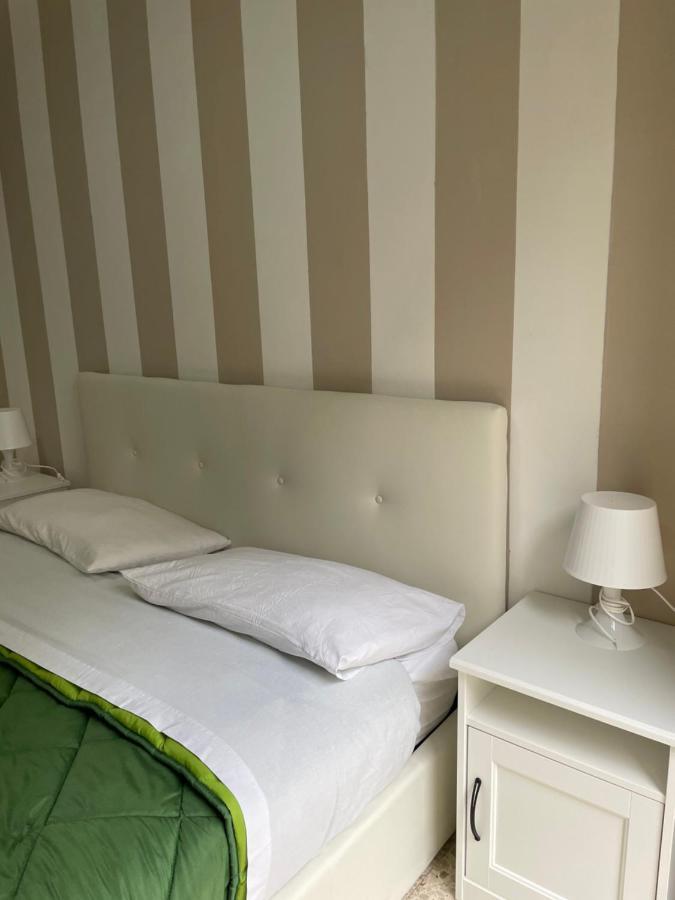 A Cas E Vicenz Bed and Breakfast Napels Buitenkant foto