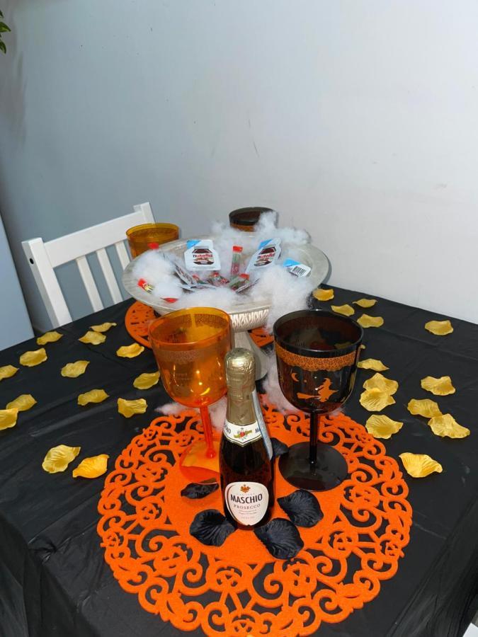 A Cas E Vicenz Bed and Breakfast Napels Buitenkant foto