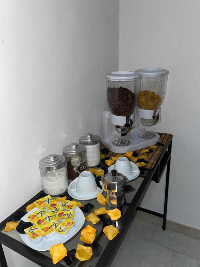 A Cas E Vicenz Bed and Breakfast Napels Buitenkant foto
